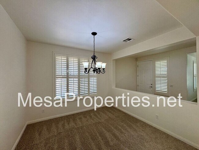 Photo - 5729 Nutwood Pl