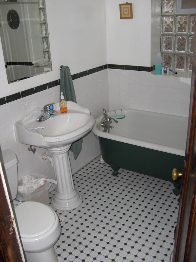 Photo - 4039 N Long Ave Unit 1