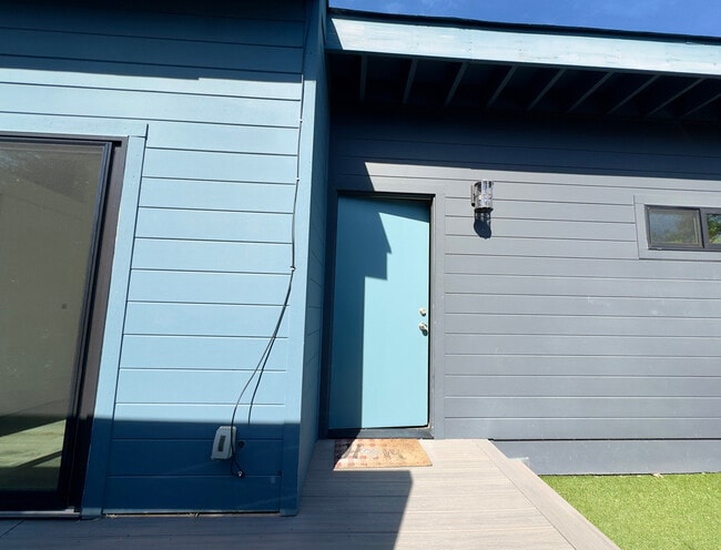 Photo - 1038 62nd St