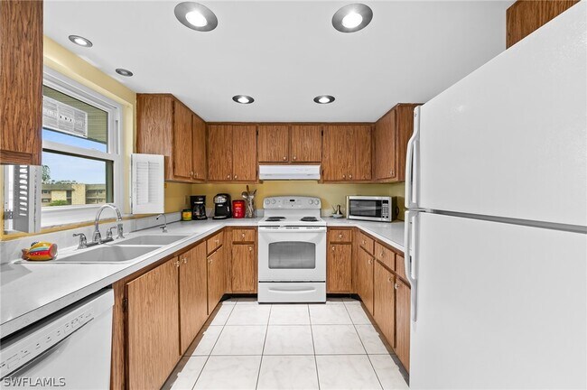 Photo - 5419 Rattlesnake Hammock Rd Unit 306F