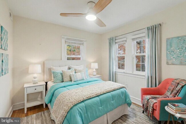 Photo - 62 W Lodges Ln