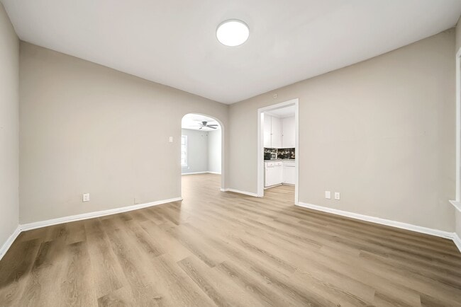 Building Photo - 2619 Nettleton St