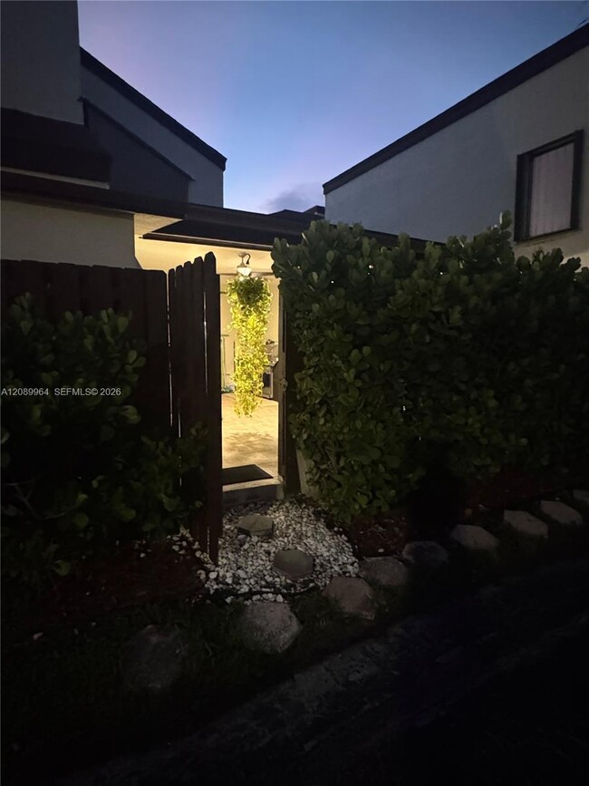 9819 NW 4th Terrace Unit 9819