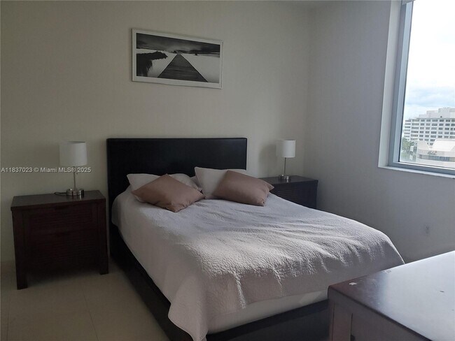 Photo - 1050 Brickell Ave Unit 1604