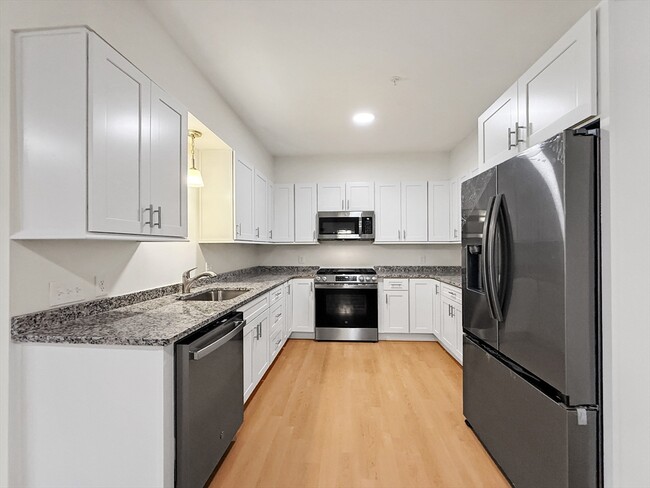 Photo - 10 Franklin Ave Unit 300