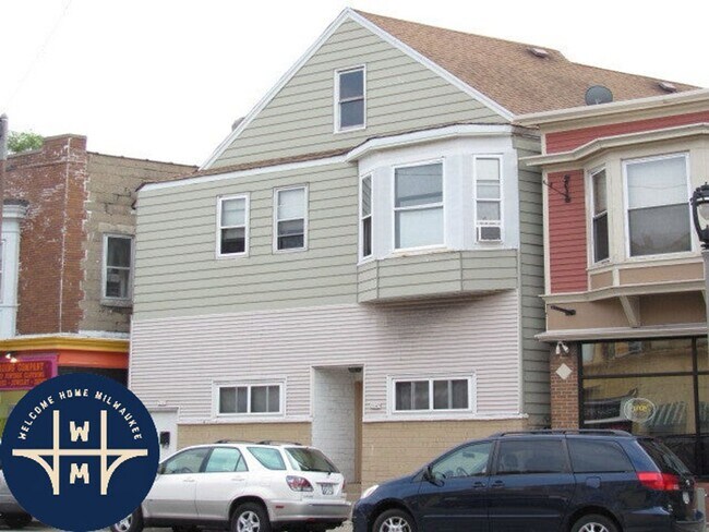 Building Photo - 2647 S Kinnickinnic Ave Unit 4