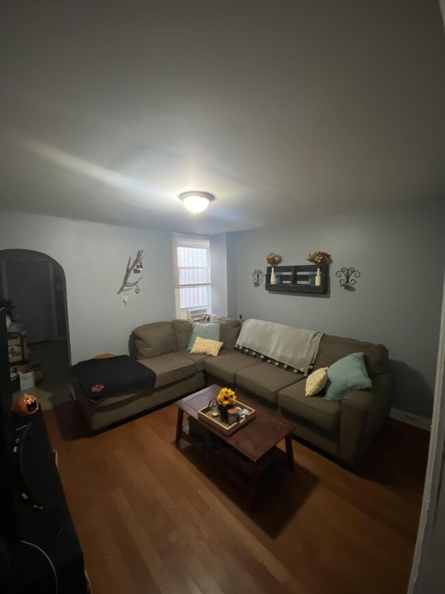 Photo - 2312 Mercer St