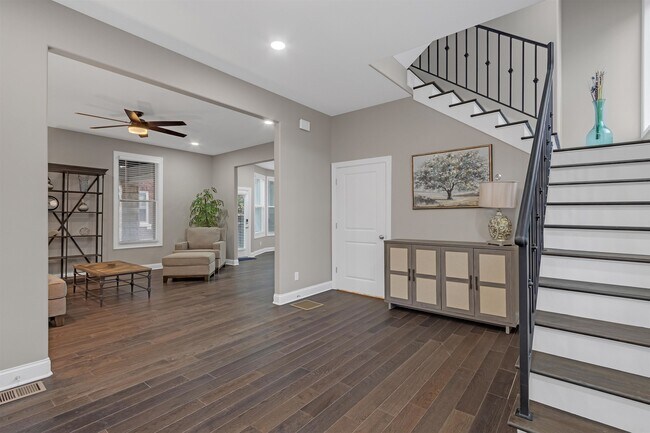 Photo - 1295 Vinton Ave