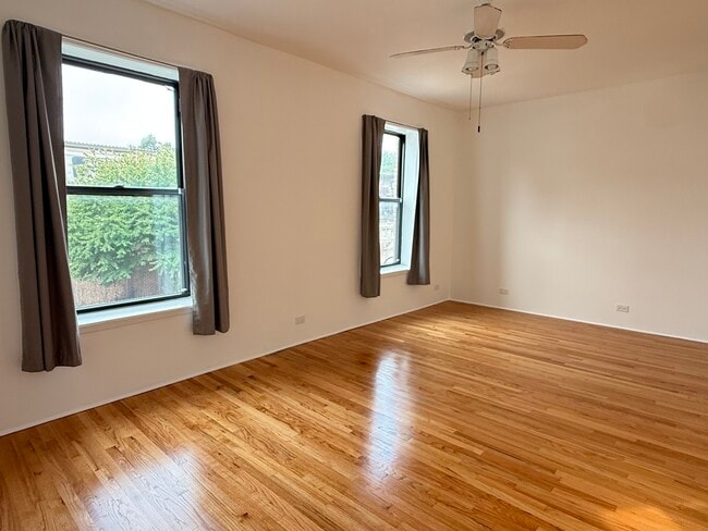 Photo - 1524 W Jarvis Ave Unit 2B