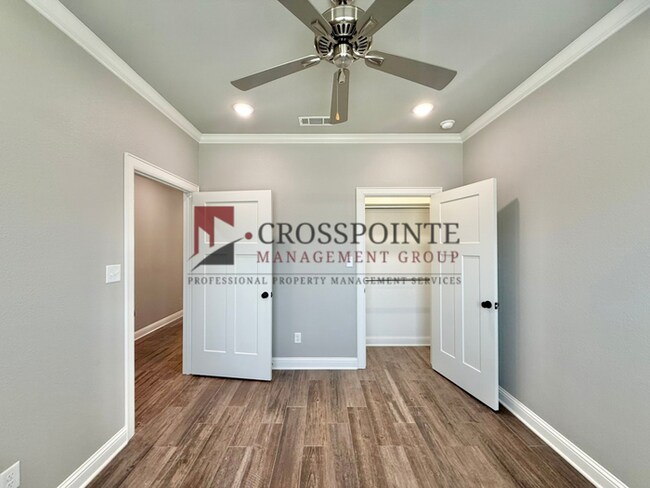 Photo - Beautiful 3 Bedroom 2 Bathroom Home!