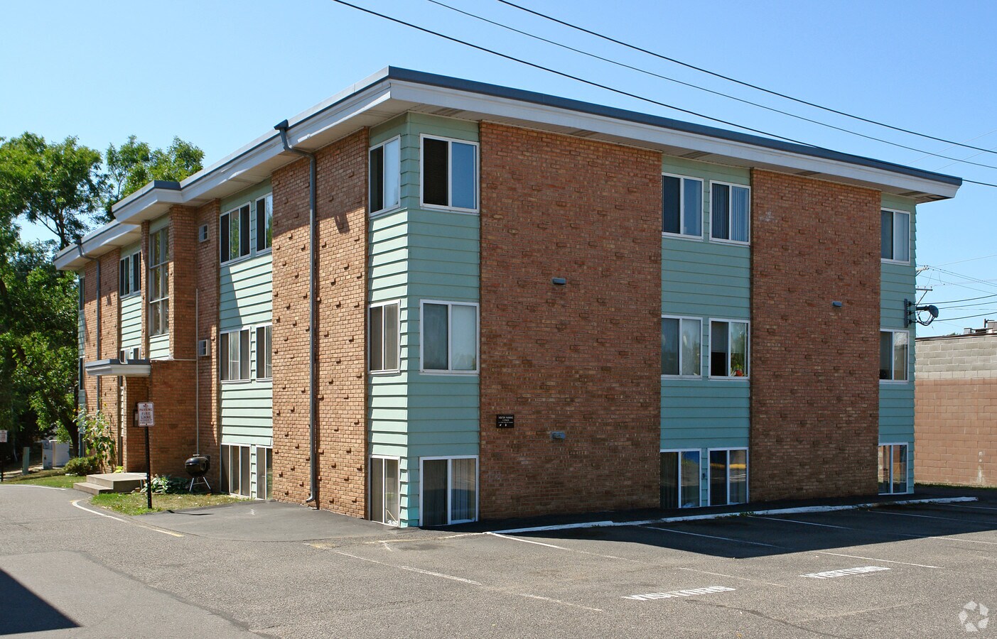 Brightonwood Flats - Brightonwood Flats Apartments Unit 11