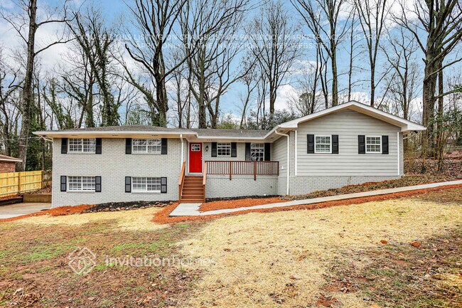 Building Photo - 2010 Starlight Dr