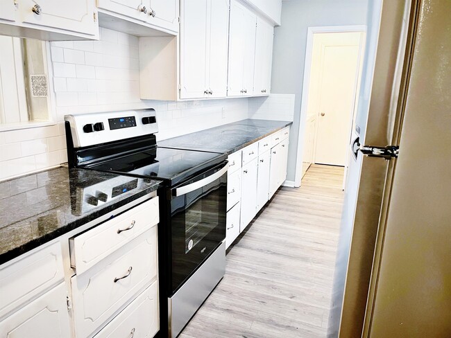 Photo - 16943 FM2964