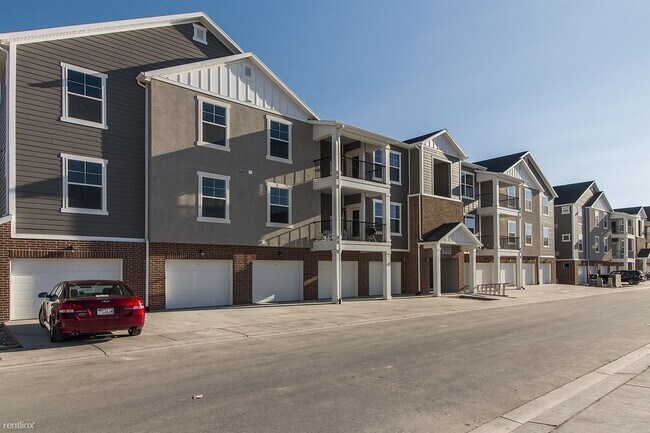 Photo - 3 br, 2 bath Condo - 2184 West Main Street...