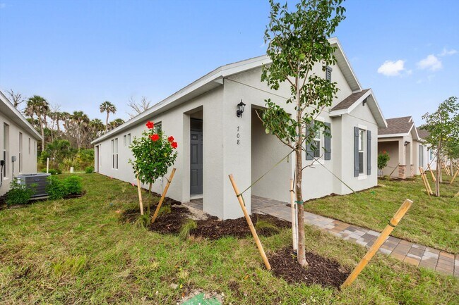 Photo - Deposit-Free! Modern, energy efficient hom...