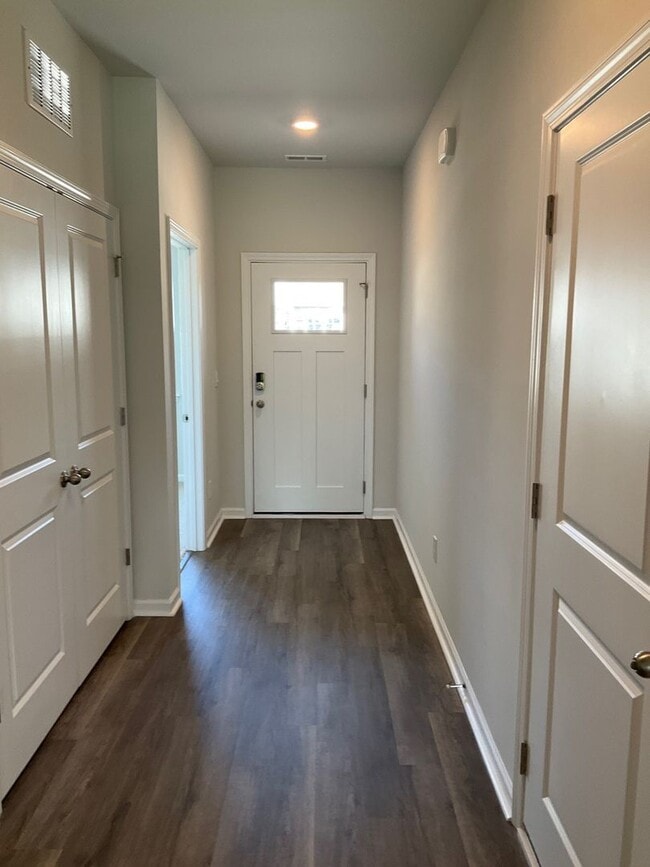 Photo - Welcome to this stunning townhouse in Leland, NC!