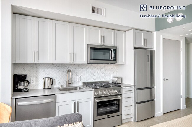 Photo - 704 Spring St Unidad FL24-ID458