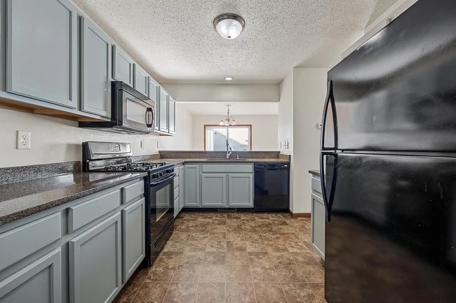 Photo - 1027 Acacia Dr NE