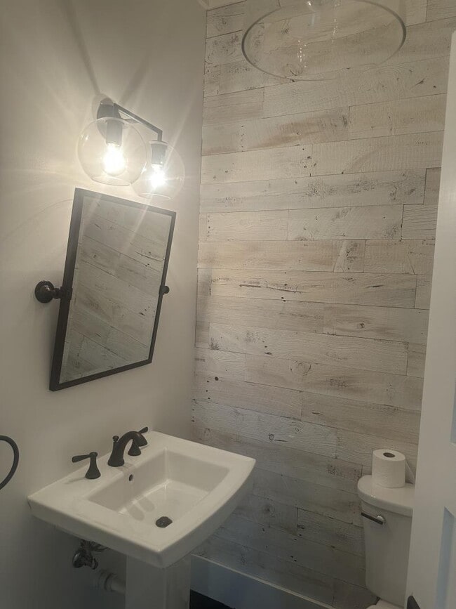 Photo - 68 Walnut Ave