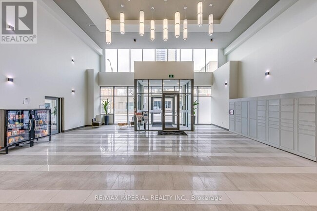 Photo - 49 Walnut St S Unité 1803