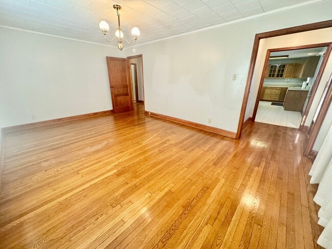 Photo - Farm House! Great Location....25 minutes from Huntsville!