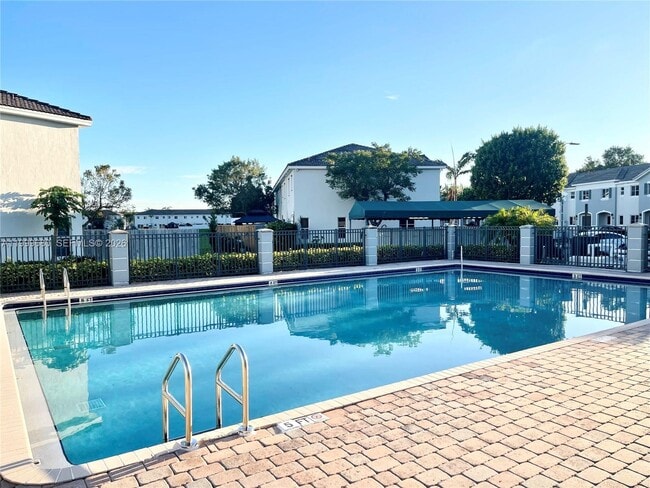 Photo - 1635 SE 31st Ct Unit 1635