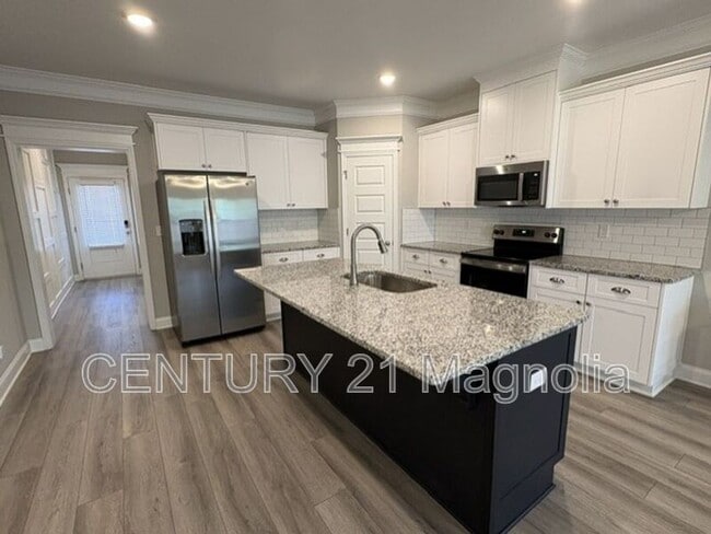 Photo - 1007 Linsmore Ave