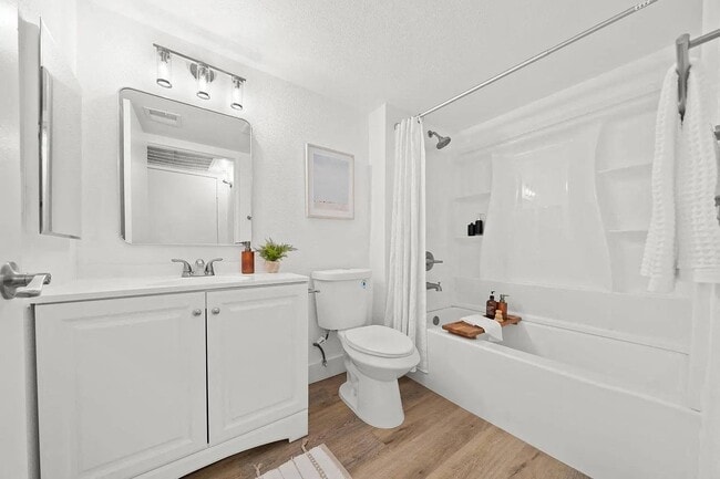 Photo - 1500-1794 E. Kay St. (1515 Rosecrans)