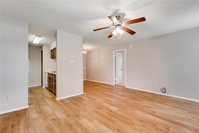 Photo - 10616 Mellow Meadow Dr Unidad 22D