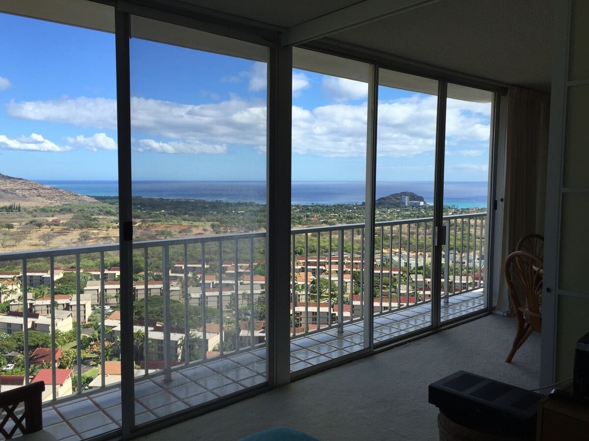 Makaha Valley Towers - Makaha Valley Towers