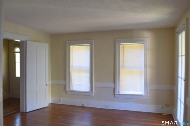 Photo - 13 Pleasant St