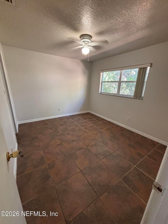 Photo - 212 Lincoln Ave Unit A-11