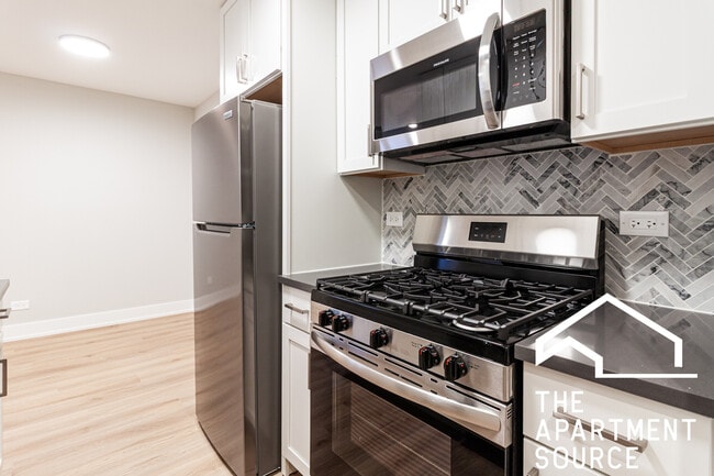 Photo - 540 W Aldine Ave