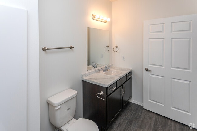 3BR, 2BA - 1,265SF