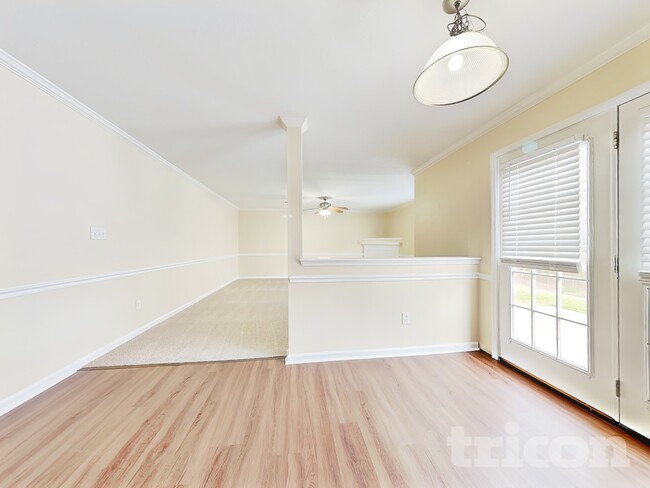 Photo - 6118 Independence Way