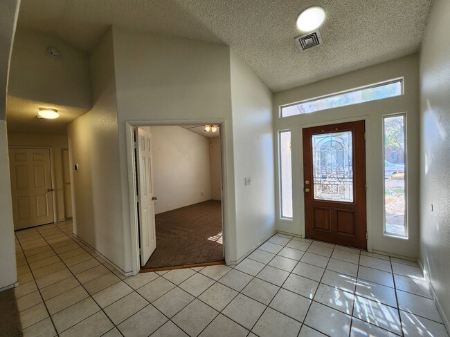 Photo - Beautiful Three Bedroom Home in Green Valley
