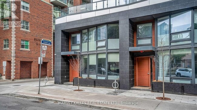 Photo - 85 Wood St