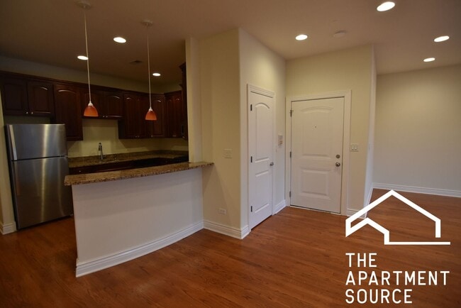 Photo - 5140 N Clark St Unit 2