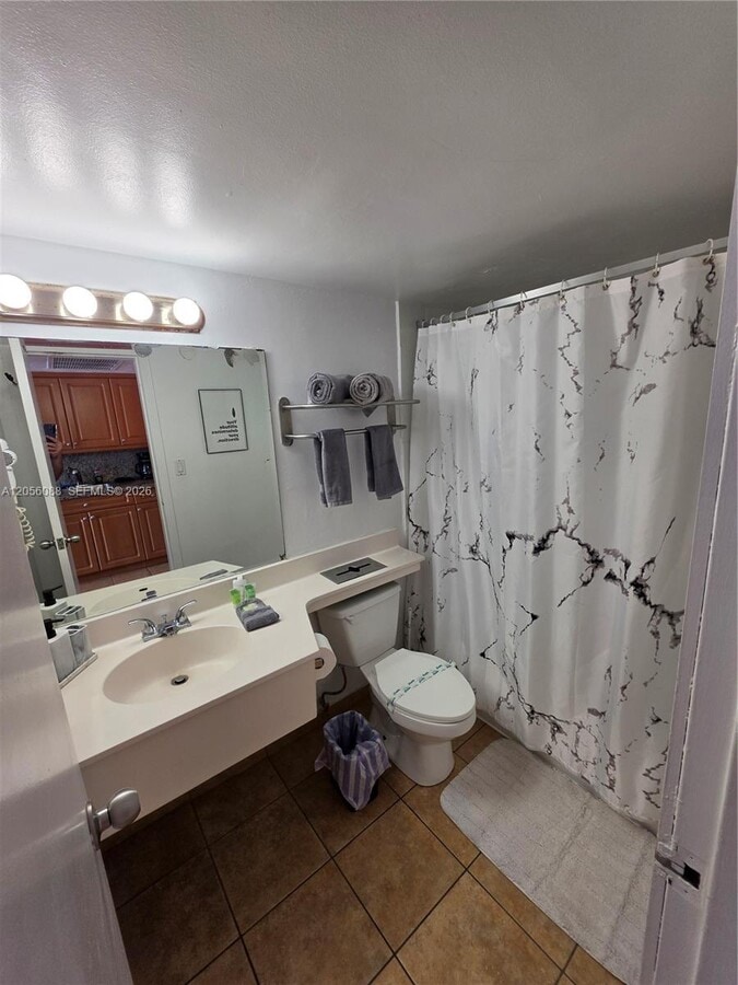 Photo - 19201 Collins Ave Unit 433