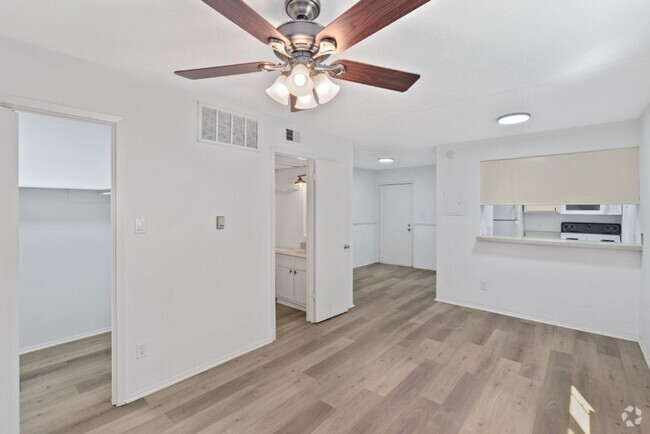 Building Photo - 4105 Speedway, Unit 1 Rental