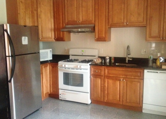 Photo - 126 Cedar St