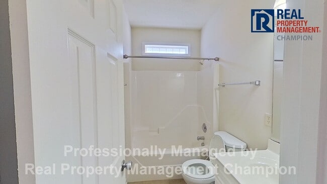 Photo - Charming 3 BD/2 BA Home w/Split Bedroom La...