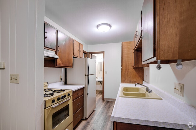 1BR, 1BA