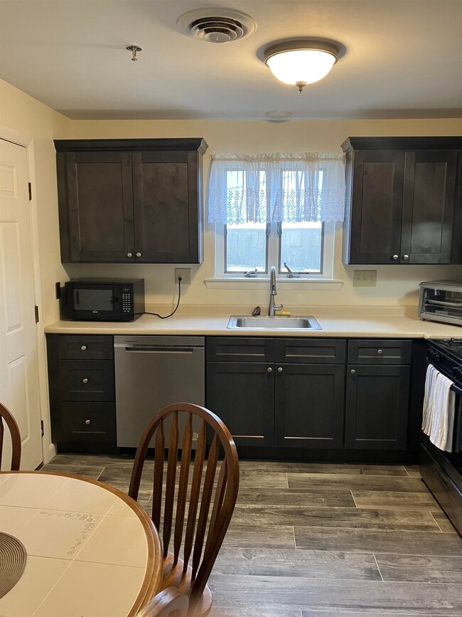461 Ocean Blvd Unit 6A