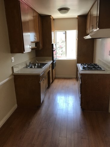 Photo - 5049 Denny Ave Unidad 7