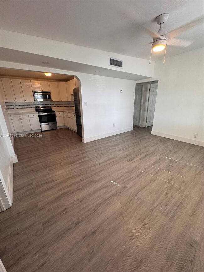 Photo - 5721 SW 41st St