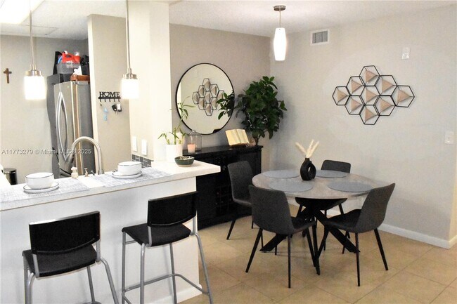 SO FLO Real Estate Group 3586 N University Dr # U-6 CORAL SPRINGS, FL - 3586 N University Dr Condo Unit 46
