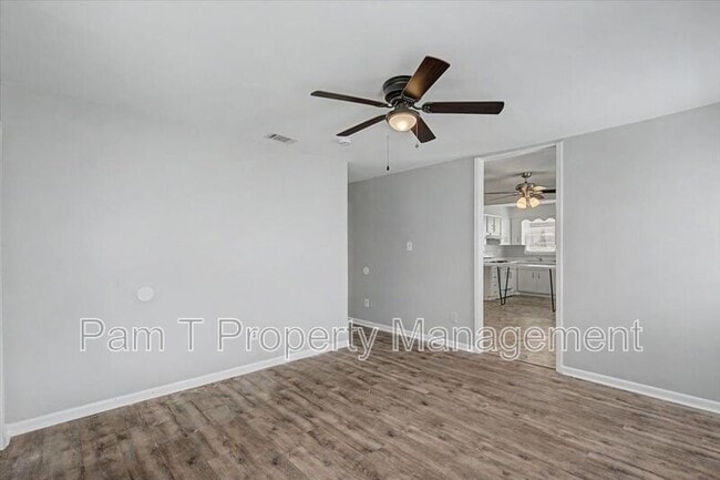 Photo - 2619 Livingston Ave