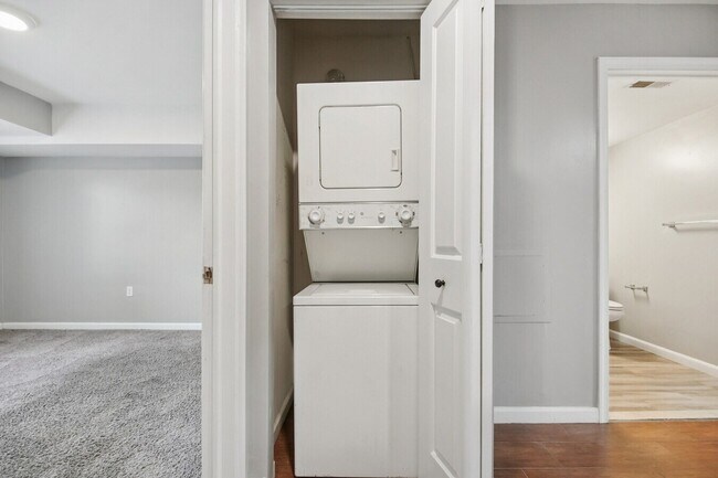 3416-3422 N Sydenham St Unit A