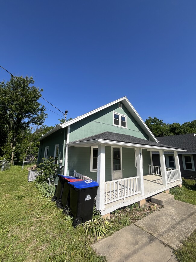 Photo - 512 N Water St